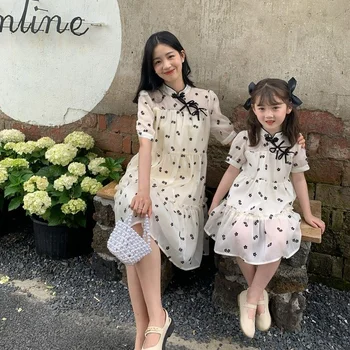 Matka a Dcera Odpovídající Šaty Rovného Elegantní Čínský Styl Máma a Dítě Dívky Květinové Šaty 2023 Ženy Letní Oblečení Obrázek